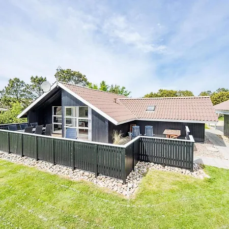Holiday home Holiday Xi